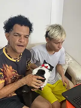 Snapshot of MaxyRyan chatting on March 27, 12:16 pm MaxyRyan online show from March 27, 12:16 pm