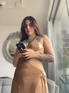 Im Anto online show from July 4, 8:15 pm