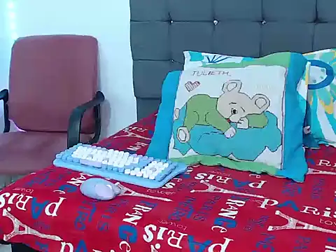 Snapshot of latin_riahnna_jp chatting on February 23, 12:02 pm latin riahnna jp online show from February 23, 12:02 pm