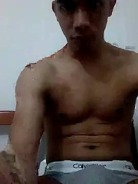 Snapshot of josephboy chatting on July 1, 8:52 pm josephboy online show from July 1, 8:52 pm