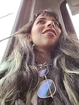 Snapshot of _C_A_O_S-_- chatting on February 7, 9:29 pm C A O S- - online show from February 7, 9:29 pm