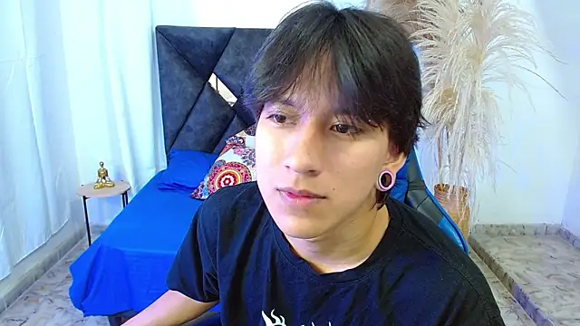 nikoo 18 online show from March 3, 2:12 pm