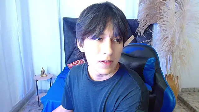 nikoo 18 online show from March 17, 1:47 pm