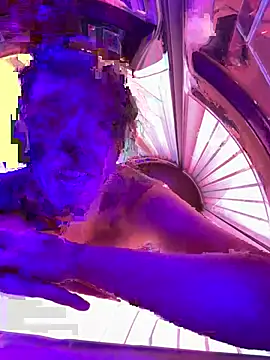 Snapshot of mooviebaby chatting on February 20, 10:54 pm mooviebaby online show from February 20, 10:54 pm