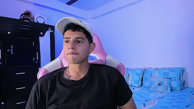 Snapshot of Adrian_Prime_ chatting on February 23, 6:38 pm Adrian Prime online show from February 23, 6:38 pm