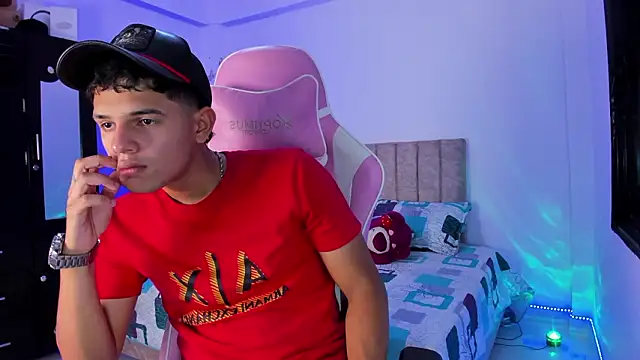 Adrian Prime  online show from March 19, 6:45 pm