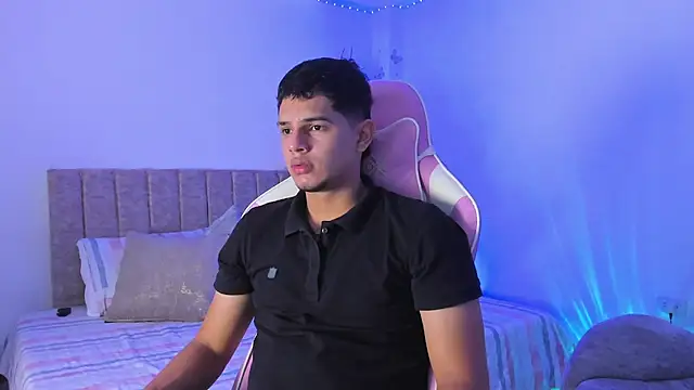 Snapshot of Adrian_Prime_ chatting on June 25, 12:54 am Adrian Prime online show from June 25, 12:54 am
