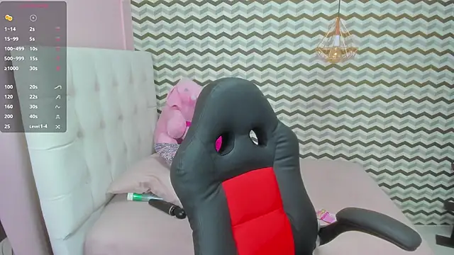 alixablake online show from March 20, 7:08 pm