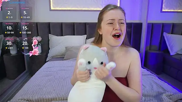 EvelinaBev online show from April 17, 6:49 am