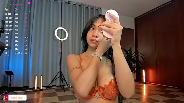 karinnixx online show from May 31, 8:10 pm