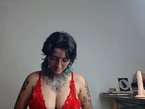 Snapshot of Ivyravens chatting on February 26, 11:48 pm Ivyravens online show from February 26, 11:48 pm