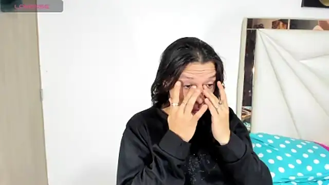 Snapshot of ale-noah chatting on February 9, 8:29 am ale-noah online show from February 9, 8:29 am