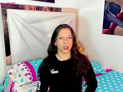 ale-noah online show from March 13, 12:39 am