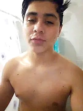 Snapshot of dark0p12 chatting on February 20, 8:27 am dark0p12 online show from February 20, 8:27 am