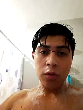 Snapshot of dark0p12 chatting on March 3, 8:53 am dark0p12 online show from March 3, 8:53 am