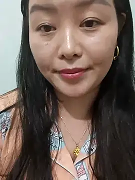 Snapshot of Jennie_dogy chatting on February 8, 3:26 pm Jennie dogy online show from February 8, 3:26 pm