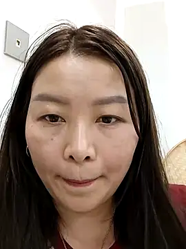 Snapshot of Jennie_dogy chatting on February 23, 12:02 pm Jennie dogy online show from February 23, 12:02 pm