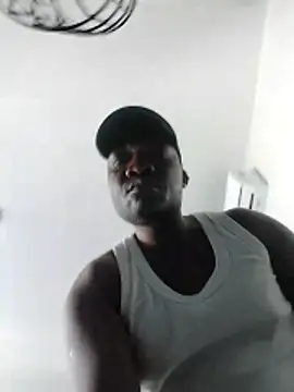 Snapshot of dickman66XX chatting on February 5, 7:35 am dickman66XX online show from February 5, 7:35 am