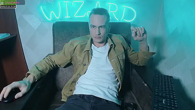 Snapshot of Lstfl_Wizard chatting on March 2, 4:03 pm Lstfl Wizard online show from March 2, 4:03 pm