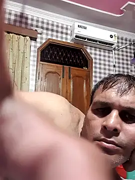 Snapshot of indiandesivillegeboy chatting on June 1, 5:14 pm indiandesivillegeboy online show from June 1, 5:14 pm