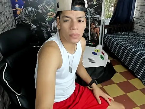 Snapshot of Andres_sant_ chatting on February 6, 9:51 pm Andres sant online show from February 6, 9:51 pm