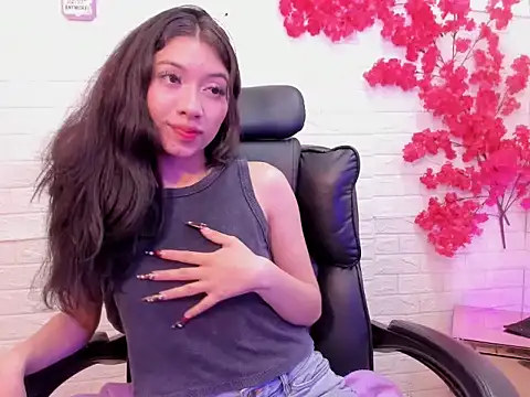 LaurynShell online show from February 13, 5:47 am