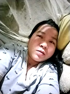 Snapshot of Erika--006 chatting on February 10, 3:38 pm Erika--006 online show from February 10, 3:38 pm