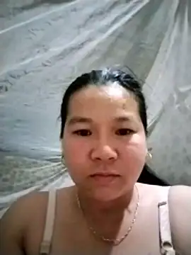 Snapshot of Erika--006 chatting on March 2, 5:42 pm Erika--006 online show from March 2, 5:42 pm