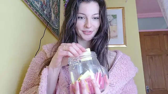 Snapshot of meesey chatting on February 4, 12:55 pm meesey online show from February 4, 12:55 pm