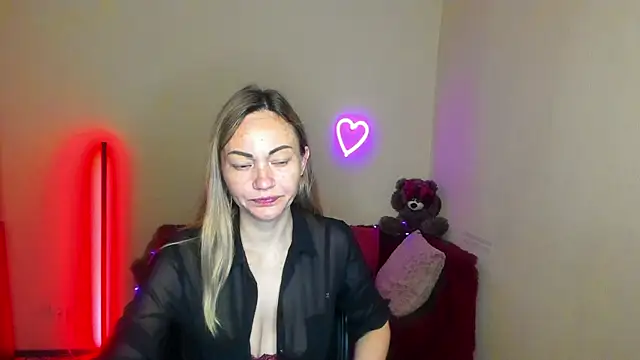 BlondMikey22 online show from June 21, 5:21 am