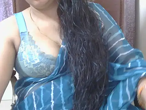 Cute Sheetal online show from June 9, 1:34 pm