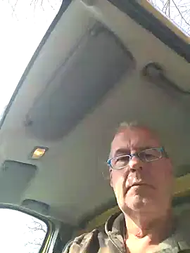 Snapshot of Thomas7070 chatting on March 7, 12:35 pm Thomas7070 online show from March 7, 12:35 pm