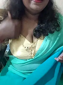 Snapshot of Archana_achu143 chatting on February 15, 7:27 am Archana achu143 online show from February 15, 7:27 am