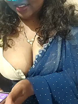 Snapshot of Archana_achu143 chatting on February 25, 10:25 am Archana achu143 online show from February 25, 10:25 am