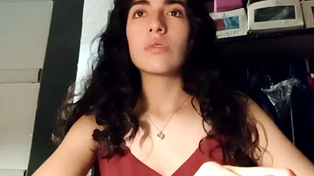 Snapshot of EldoraSchleker chatting on February 11, 1:32 am EldoraSchleker online show from February 11, 1:32 am