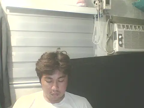 mattyXthridy online show from February 11, 11:37 am