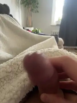 ManuelCervantes1972 online show from March 21, 12:21 pm