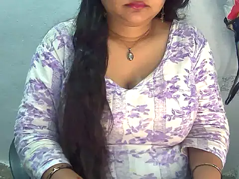 Snapshot of Saniya_K2 chatting on July 1, 4:18 pm Saniya K2 online show from July 1, 4:18 pm