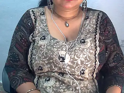 Snapshot of Saniya_K2 chatting on July 7, 5:17 pm Saniya K2 online show from July 7, 5:17 pm