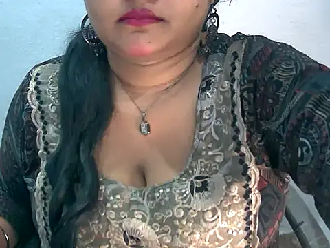 Snapshot of Saniya_K2 chatting on July 22, 4:43 pm Saniya K2 online show from July 22, 4:43 pm