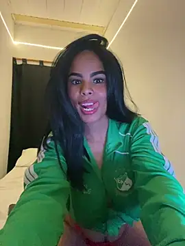 Snapshot of brytaniweed chatting on February 20, 5:37 am brytaniweed online show from February 20, 5:37 am