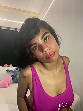 Snapshot of brytaniweed chatting on February 21, 4:35 am brytaniweed online show from February 21, 4:35 am