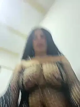 Snapshot of brytaniweed chatting on February 22, 5:40 am brytaniweed online show from February 22, 5:40 am