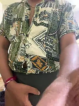 Snapshot of adiiiroccc chatting on February 9, 3:38 pm adiiiroccc online show from February 9, 3:38 pm