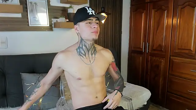 acxel prescot online show from April 10, 8:46 pm