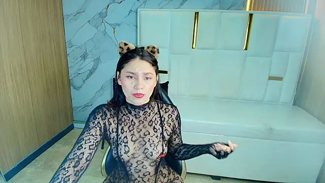 rox luxury tf online show from April 15, 1:18 pm