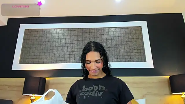 Chloee  Adams online show from March 12, 1:06 pm