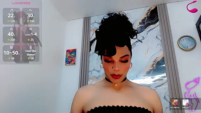 Snapshot of Zonce_shimer chatting on April 18, 7:29 pm Zonce shimer online show from April 18, 7:29 pm