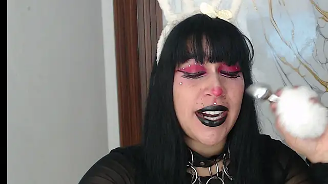 Snapshot of valen_ros chatting on April 5, 3:20 pm valen ros online show from April 5, 3:20 pm