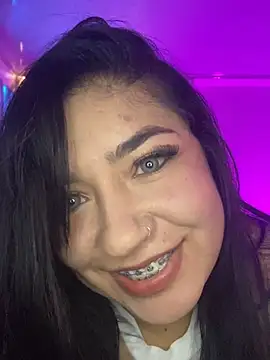 Snapshot of Grecia_Valmont chatting on February 14, 8:38 pm Grecia Valmont online show from February 14, 8:38 pm